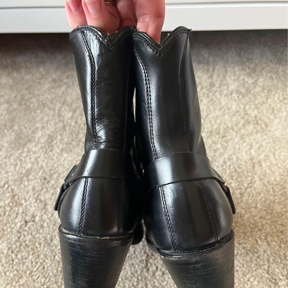 Frye Romy Ring Harness Black Leather Western Ankle Boots size 6 - Picture 6 of 8